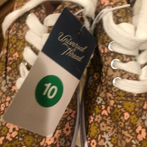 Universal Thread Floral Sneakers - Picture 2 of 2